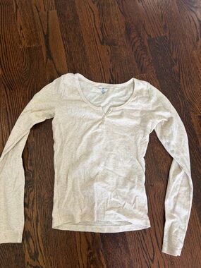 Brandy Melville Light Cream Long-Sleeve Henley Top